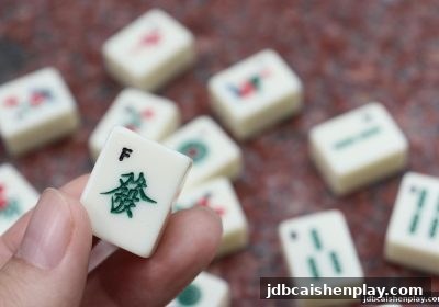 jdb电子财神捕鱼 | 掼蛋弃牌策略精讲：从基础到心理博弈的全方位指南